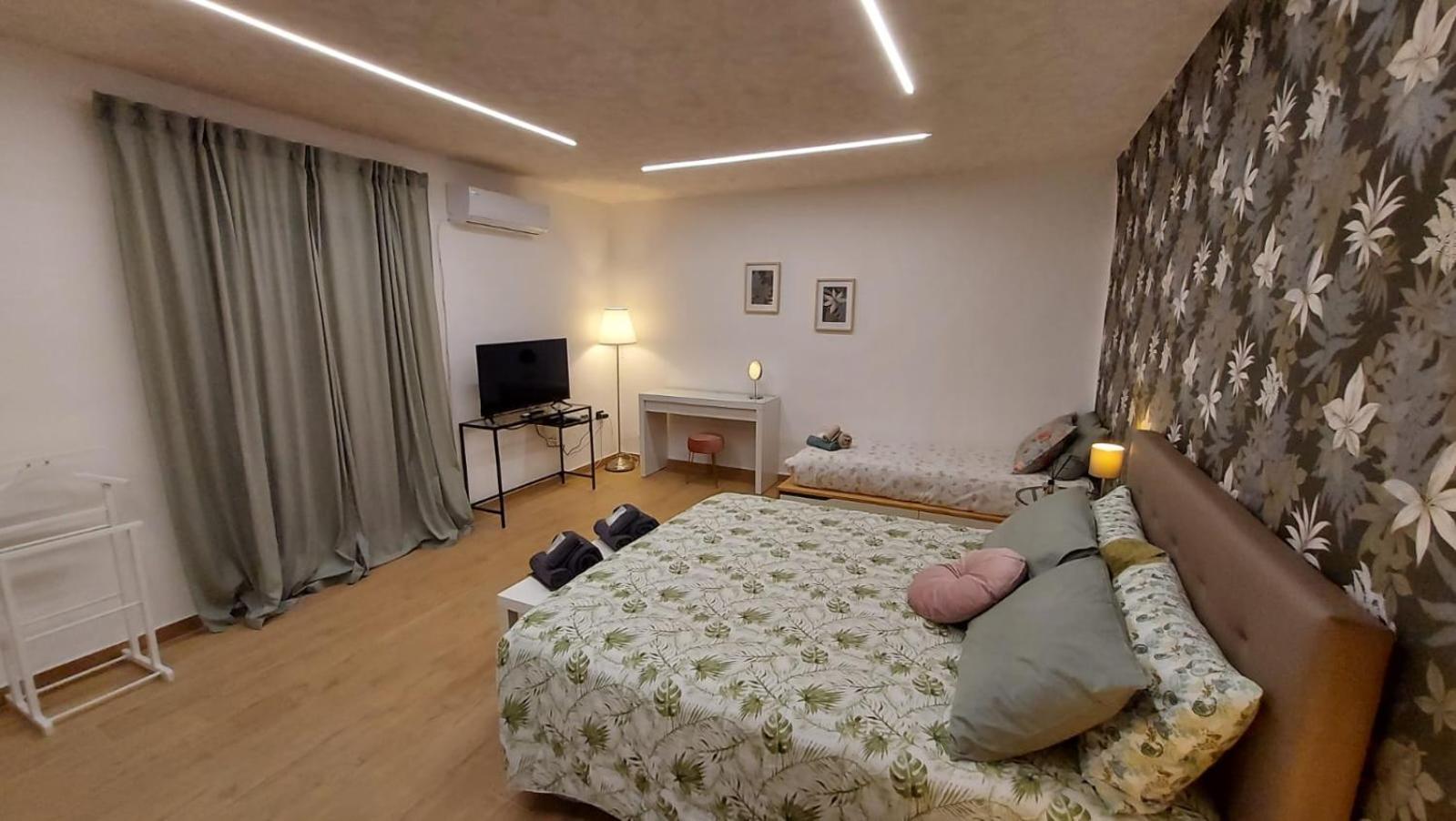 Dn Holiday House Катания Экстерьер фото
