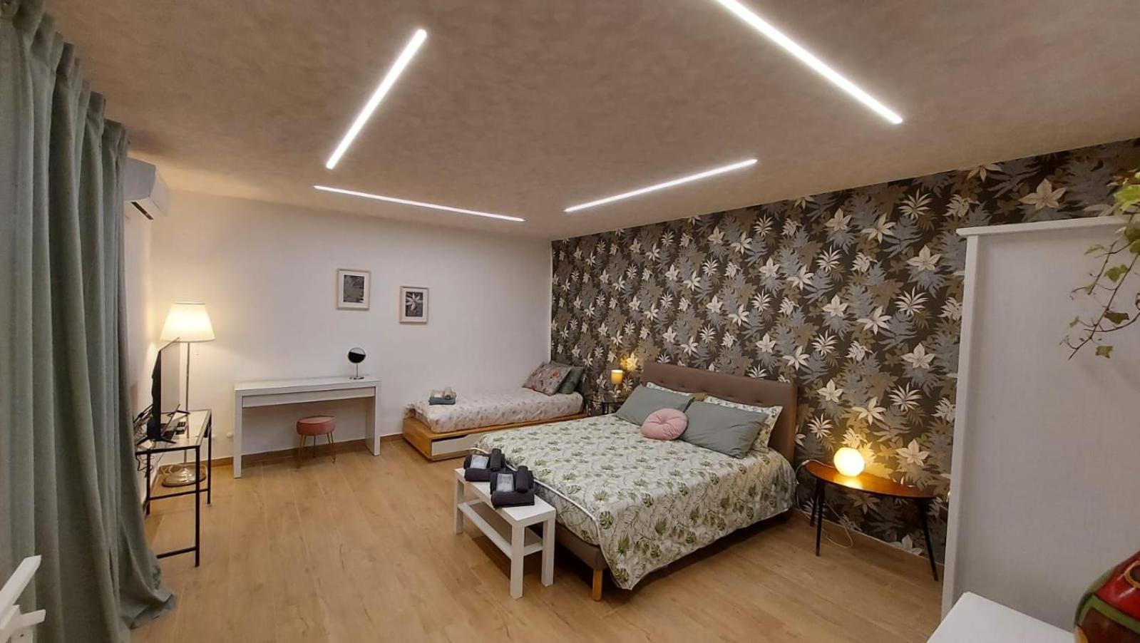 Dn Holiday House Катания Экстерьер фото